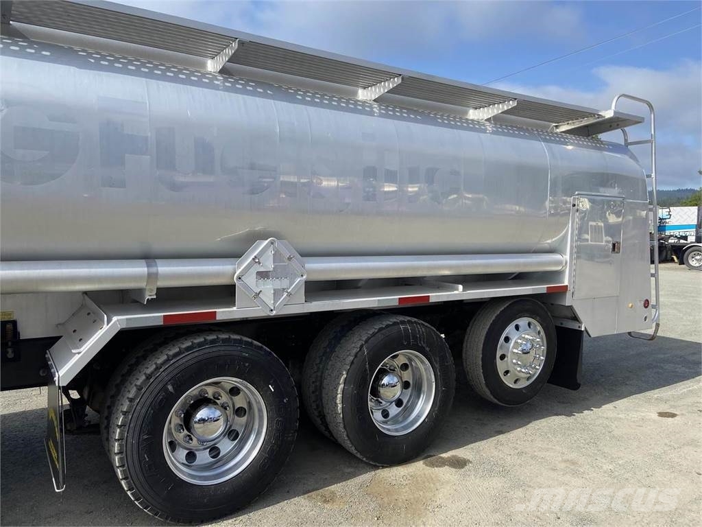 International WorkStar 7500 Tankwagen