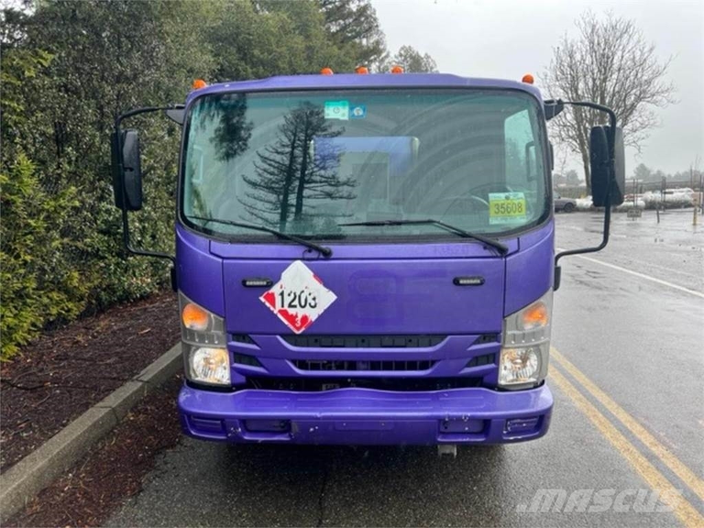 Isuzu NPR Tankwagen