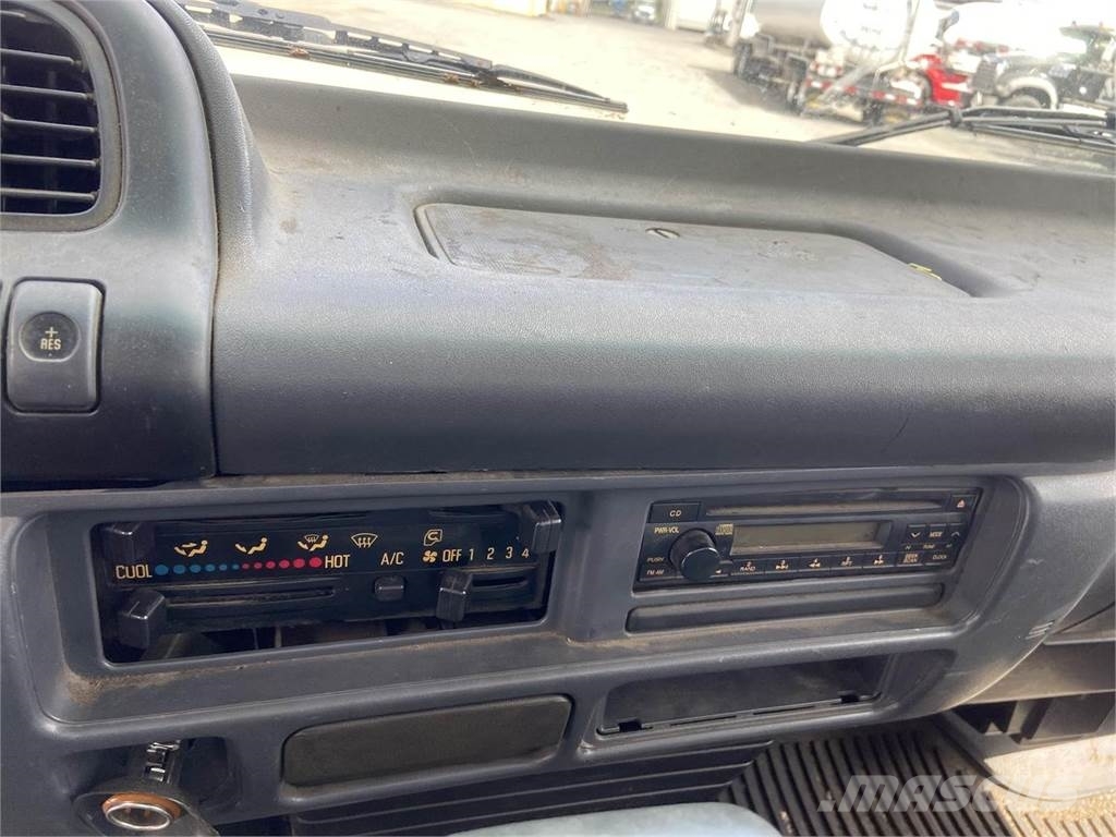 Isuzu NPR HD Kofferaufbau