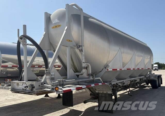 J & L 2000 CU FT Rimorchi cisterna