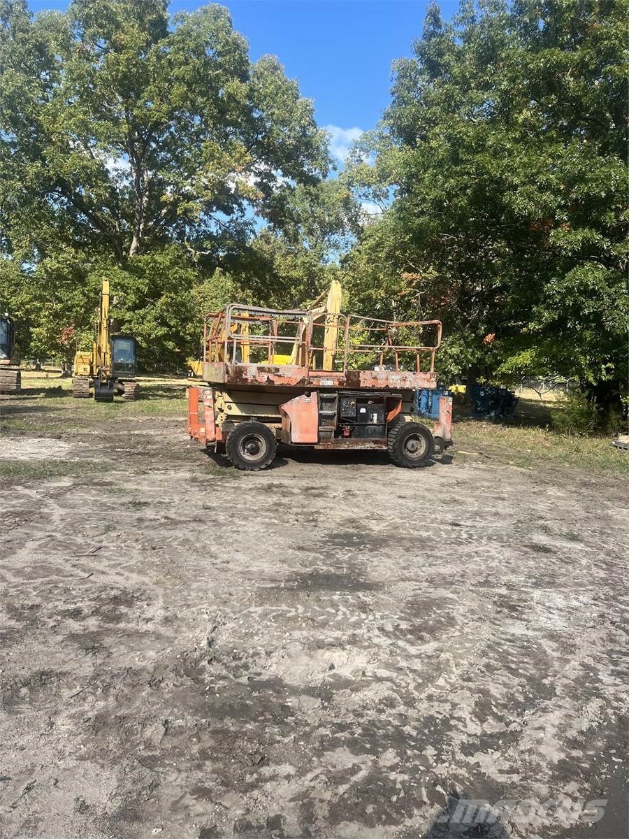 JLG 3394RT 剪叉式升降机