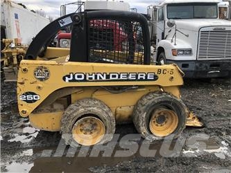 John Deere 250 Φορτωτάκια