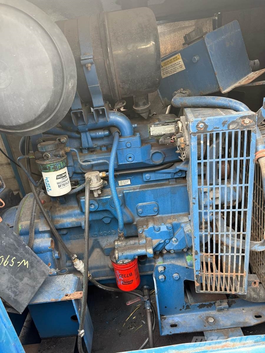 John Deere 4045T Двигуни