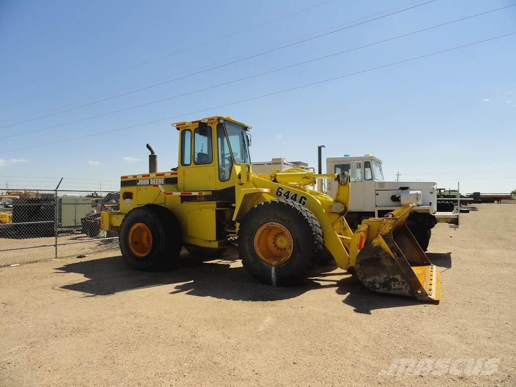 John Deere 644G Фронтальные погрузчики