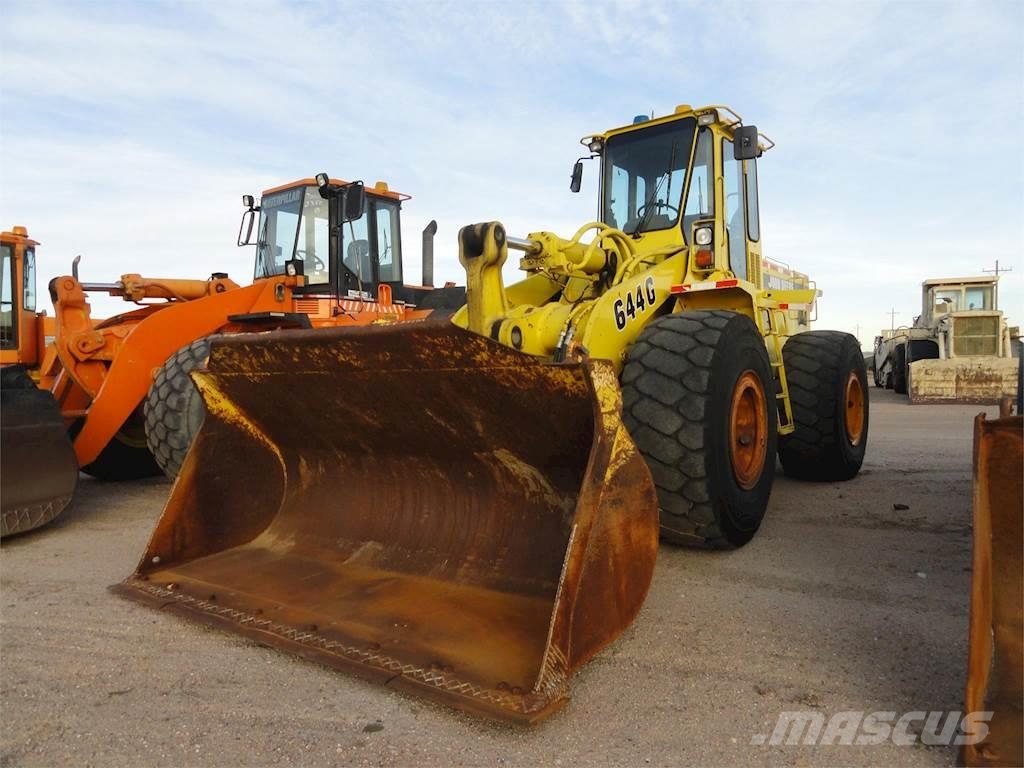 John Deere 644G Фронтальные погрузчики