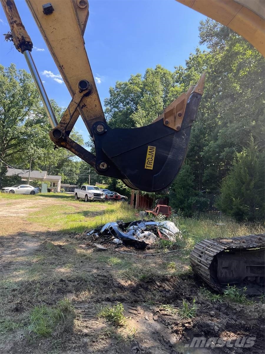 John Deere 892E LC Excavatoare pe șenile