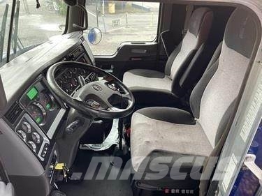 Kenworth T800 탱커 트럭
