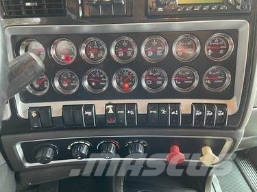Kenworth T800 탱커 트럭