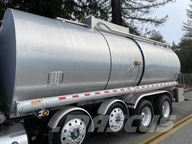 Kenworth T800 탱커 트럭