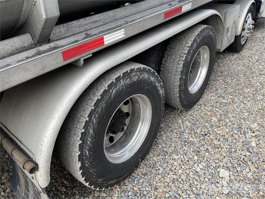 Kenworth W900 Caminhões-tanque