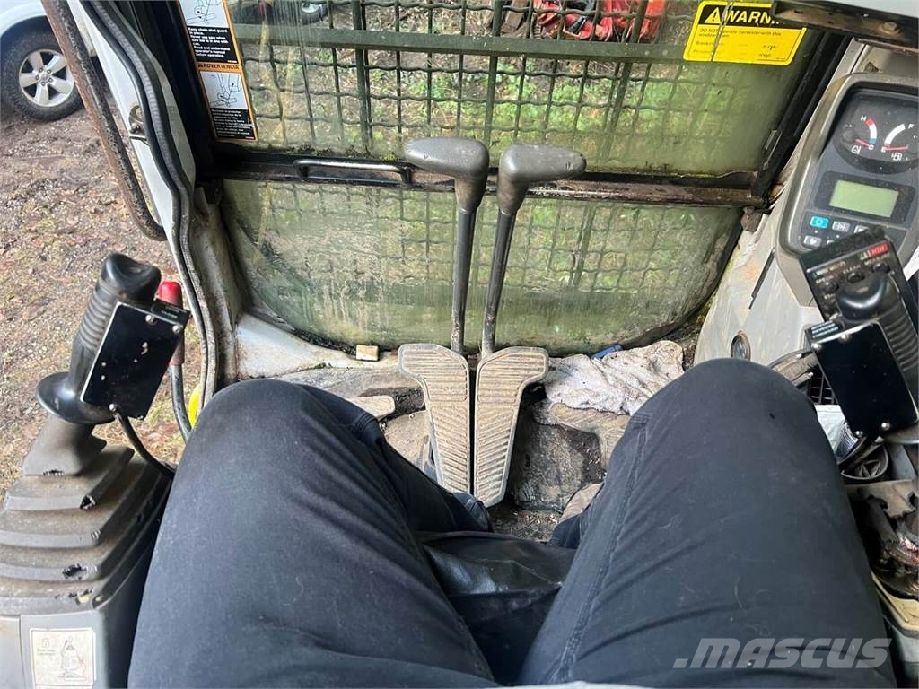 Kobelco SK290LC Pacēlāji un iekrāvēji