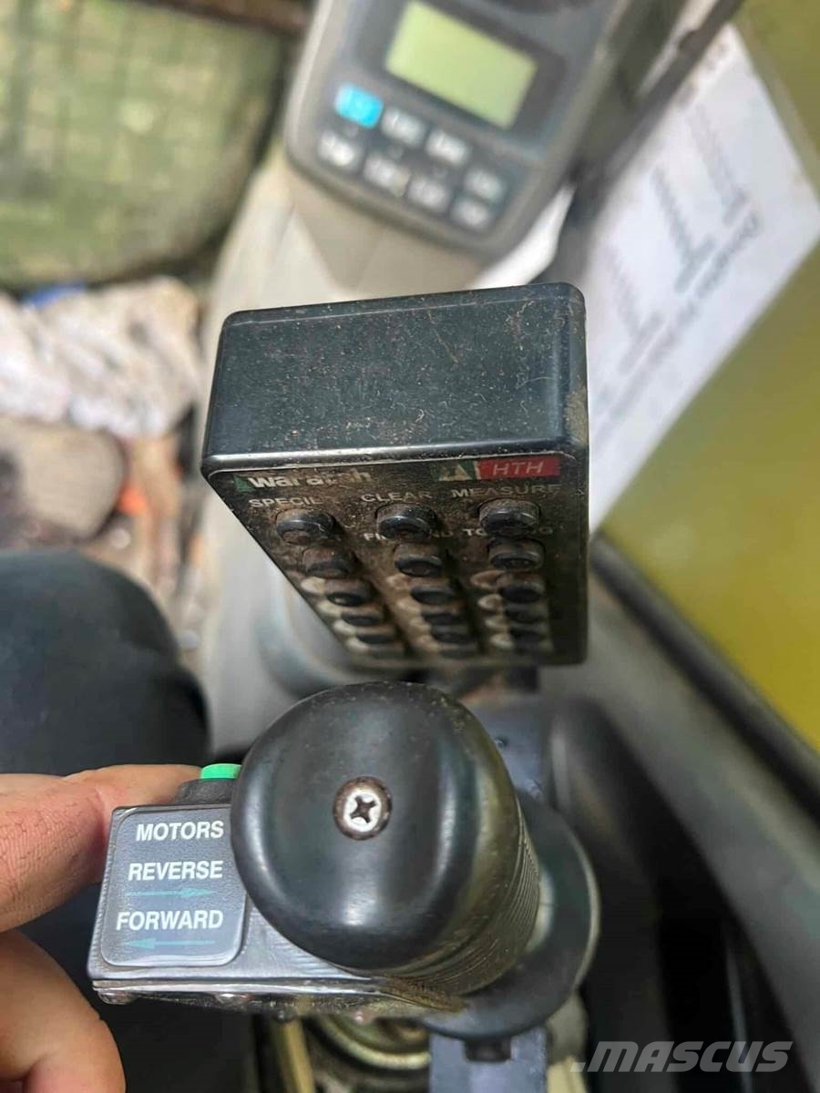 Kobelco SK290LC Pacēlāji un iekrāvēji
