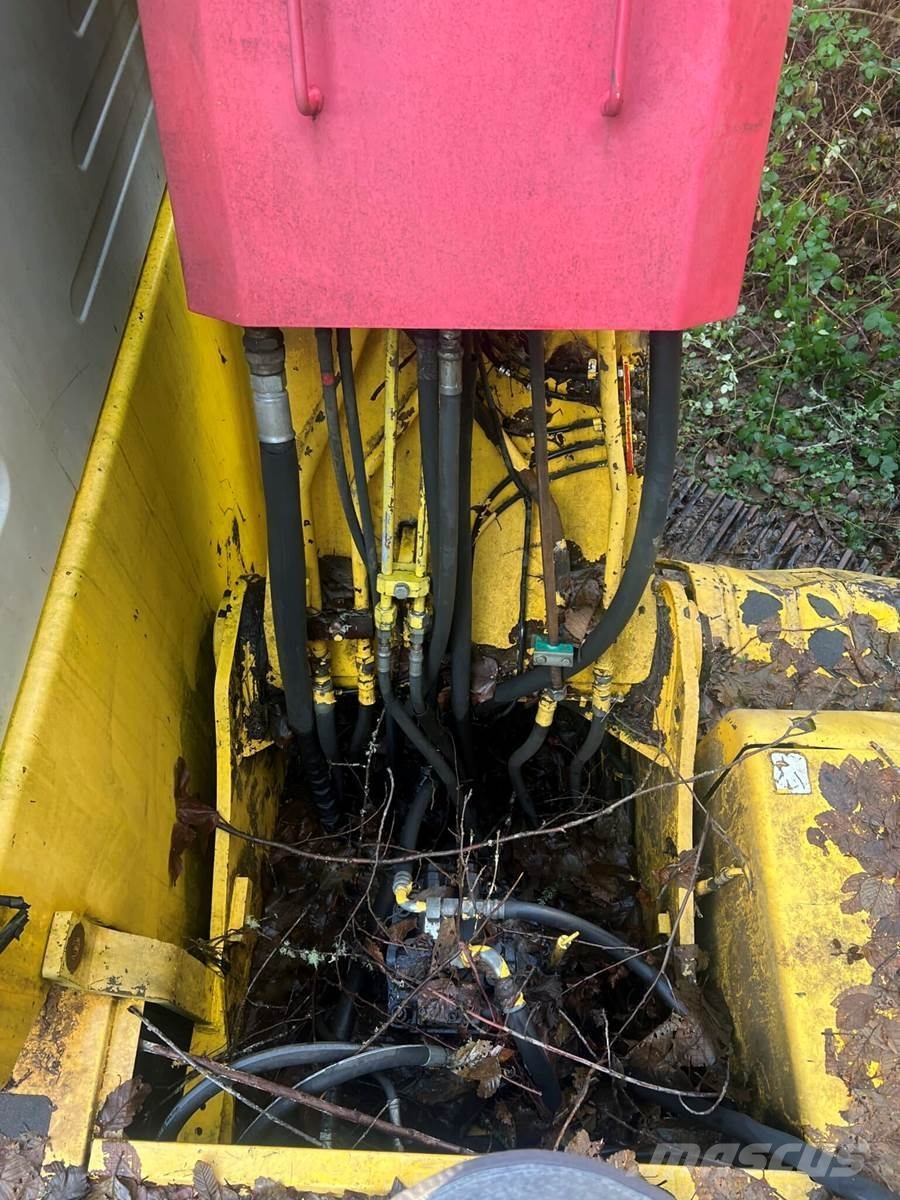 Kobelco SK290LC Pacēlāji un iekrāvēji