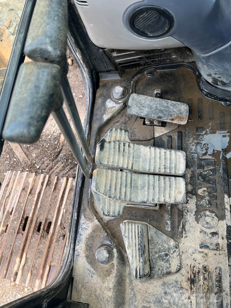 Komatsu PC238USLC-11 Εκσκαφείς με ερπύστριες