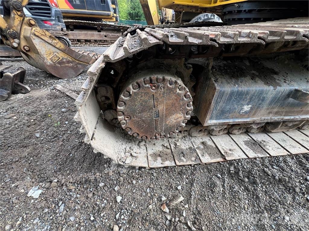 Komatsu PC238USLC-11 Εκσκαφείς με ερπύστριες