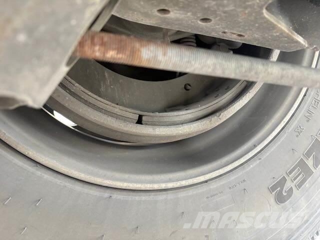 MAC Trailer 1600 FG VACUUM TRAILER w/COOLER Tanker trailers