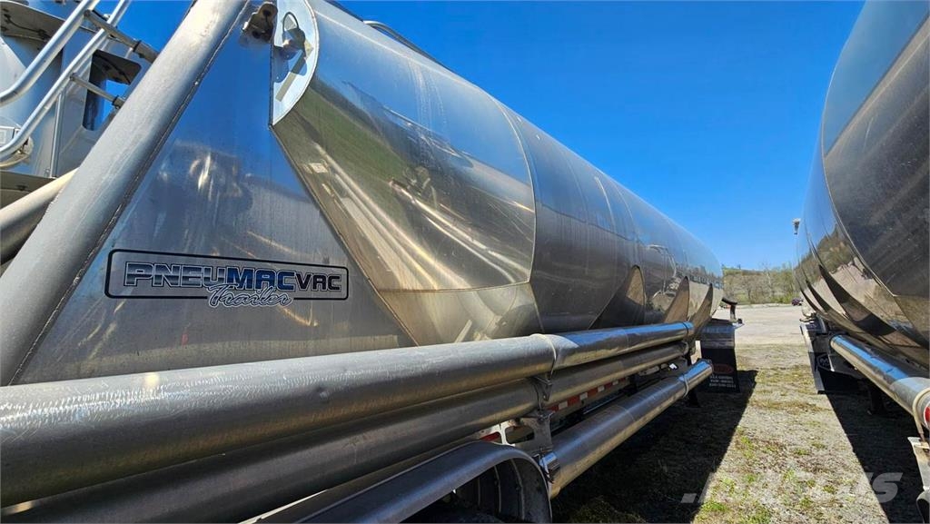 MAC Trailer 1600 FOOD GRADE VACUUM TRAILER WITH COOLER Tanker trailers