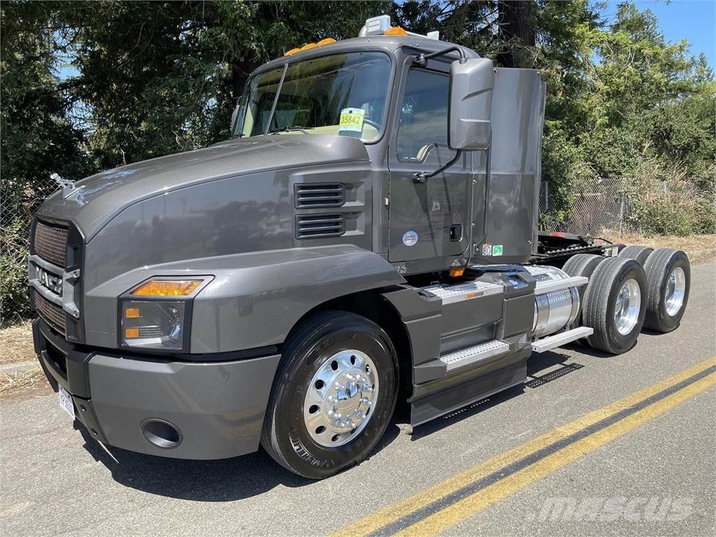Mack Anthem 64T Τράκτορες