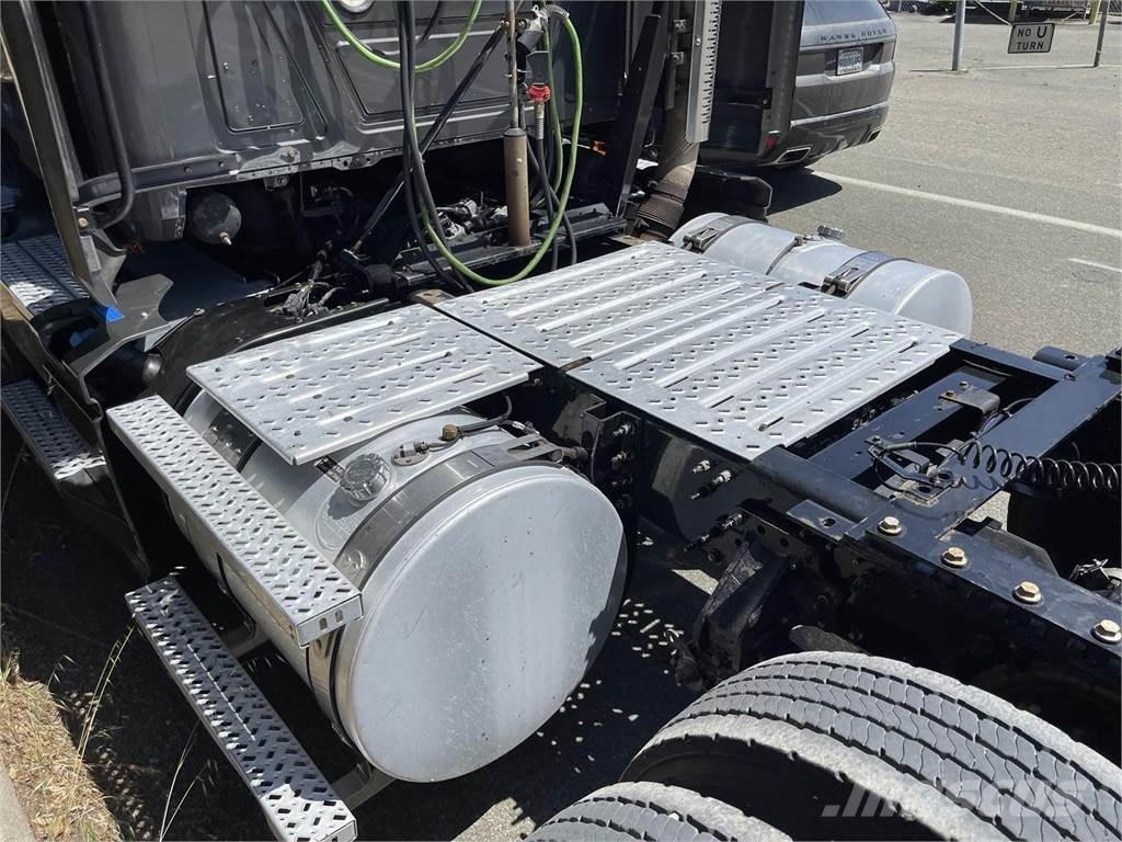 Mack Anthem 64T Τράκτορες