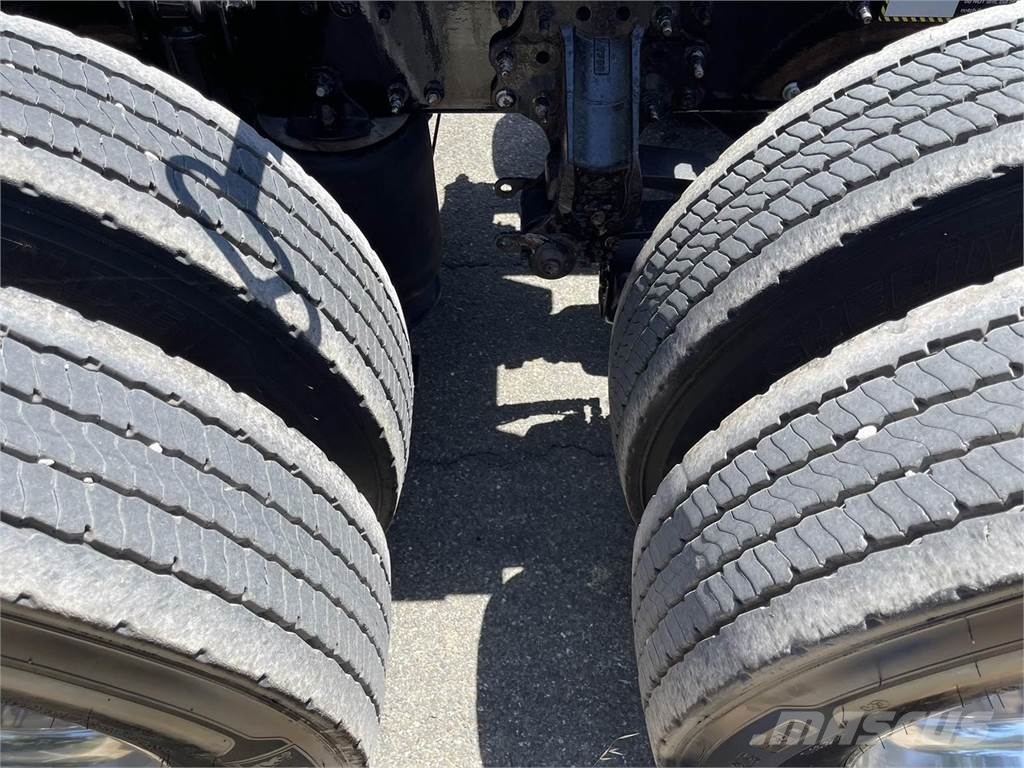 Mack Anthem 64T Τράκτορες