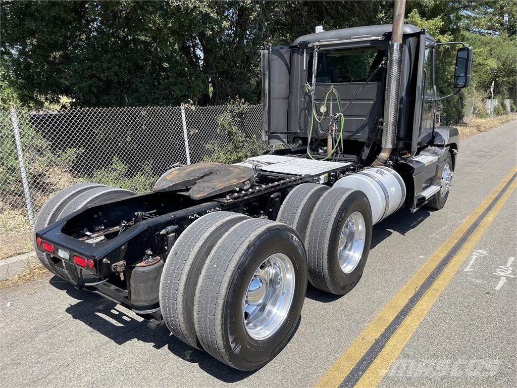 Mack Anthem 64T Τράκτορες
