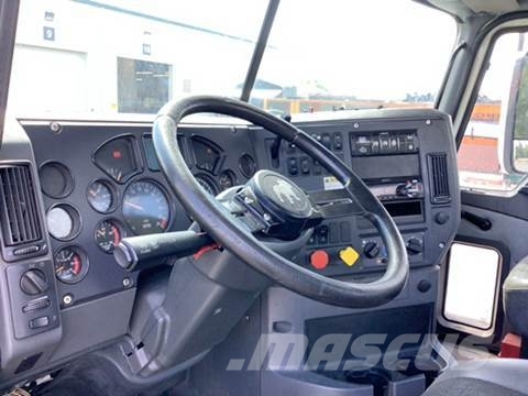 Mack CXU (PINNACLE) 曳引機組件