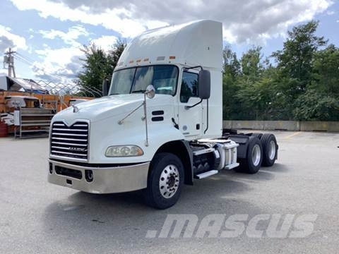 Mack CXU (PINNACLE) 曳引機組件