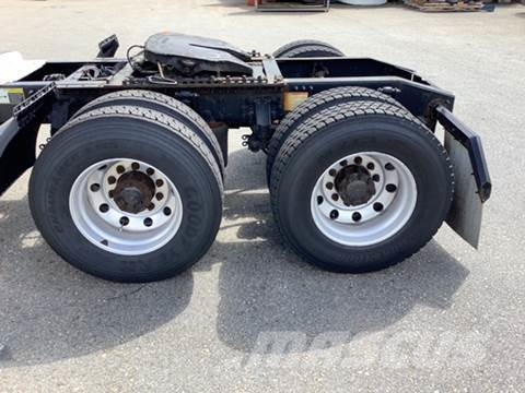 Mack CXU (PINNACLE) 曳引機組件