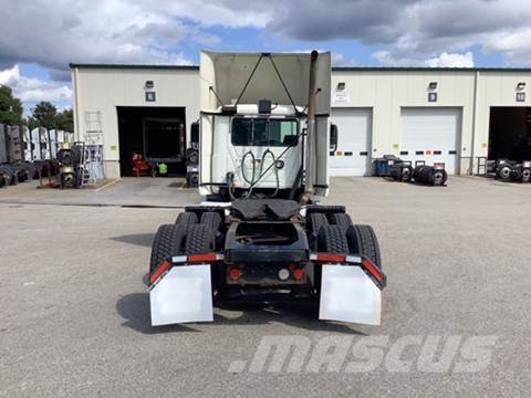 Mack CXU (PINNACLE) 曳引機組件