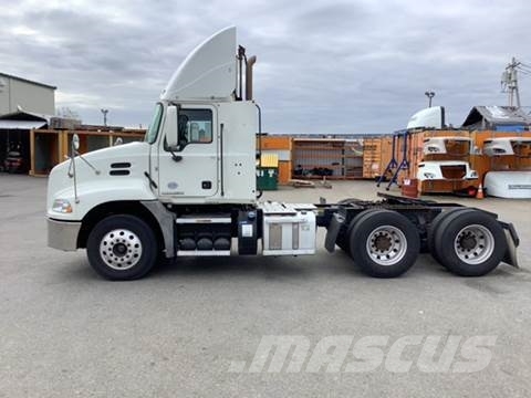Mack CXU (PINNACLE) Truck Tractor Units