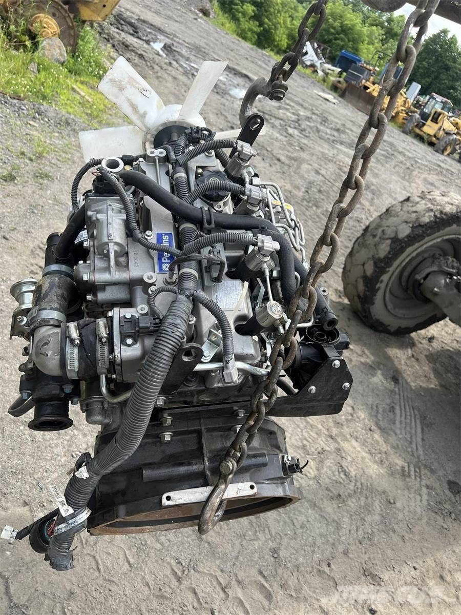 Perkins 404F-22T Motorok