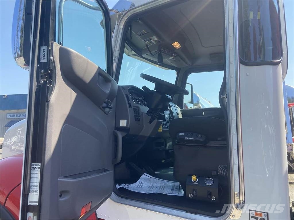 Peterbilt 348 Tipper trucks