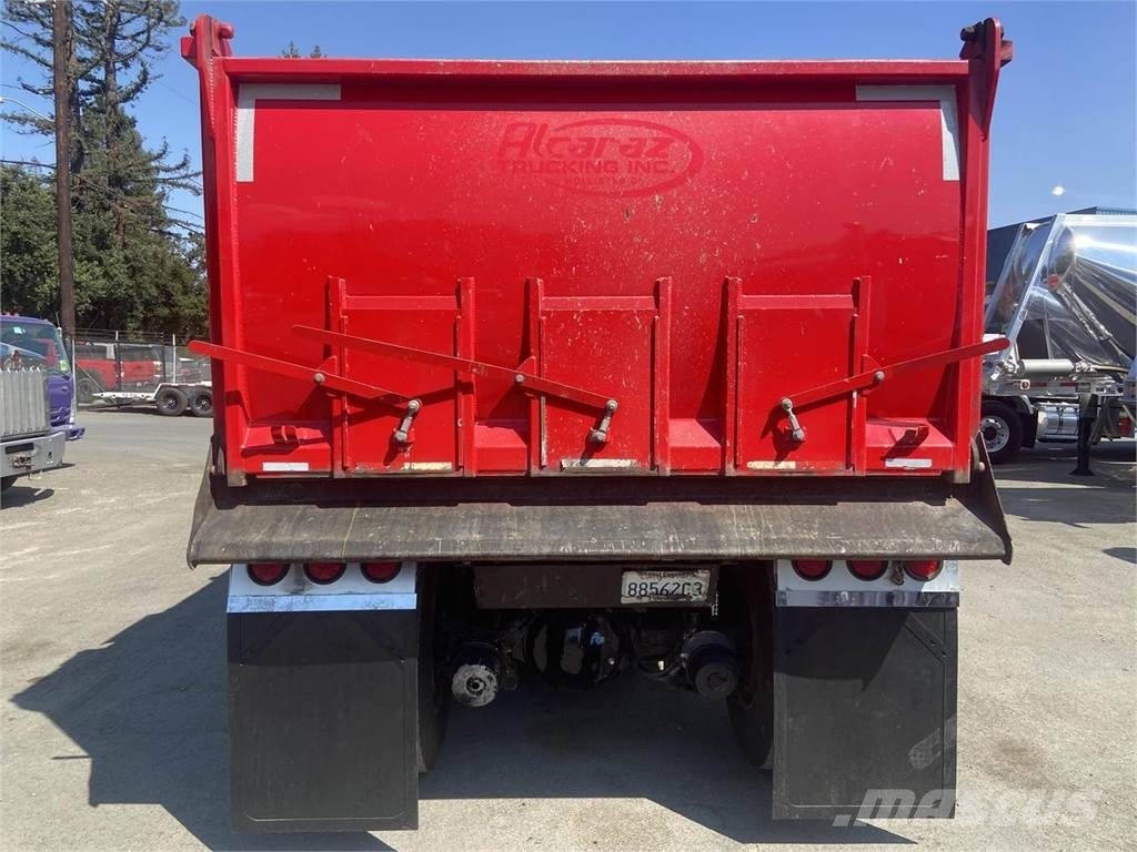 Peterbilt 348 Tipper trucks