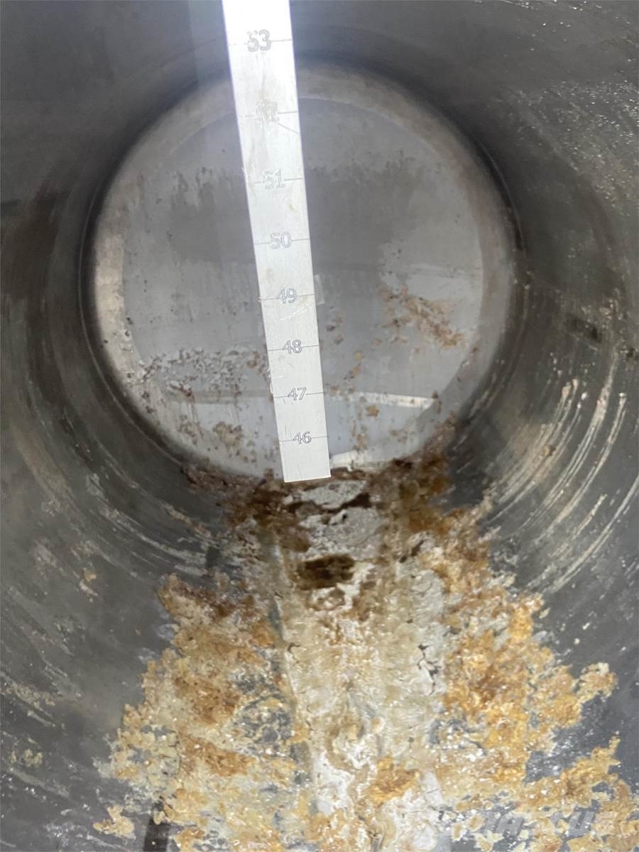 STE 4,000 GAL. Reboques de cisternas