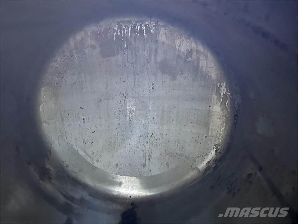 STE 4,000 GAL. Reboques de cisternas