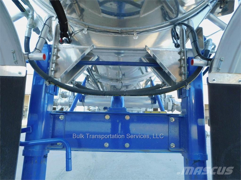 Stephens 9240 Gallon DOT 407 Tanker trailers