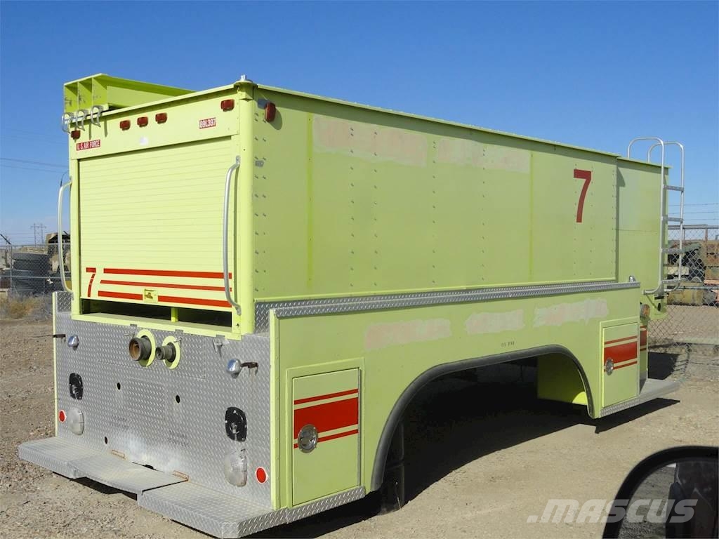 Unmarked Cabinas