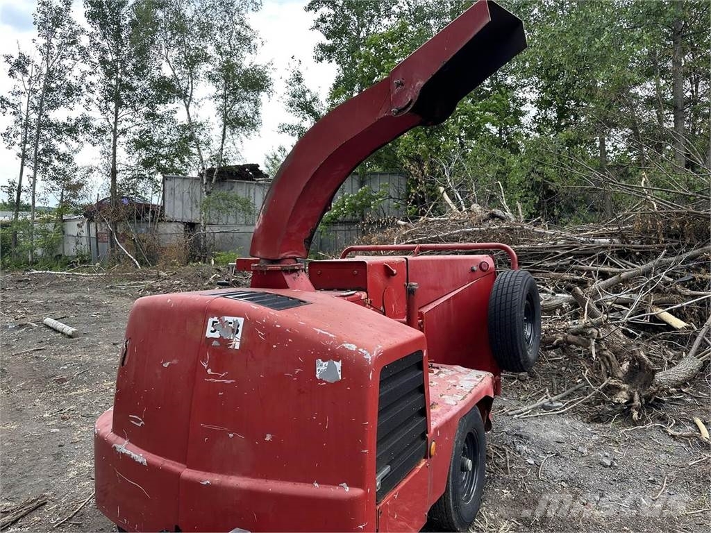 Vermeer BC1000XL Wood chippers