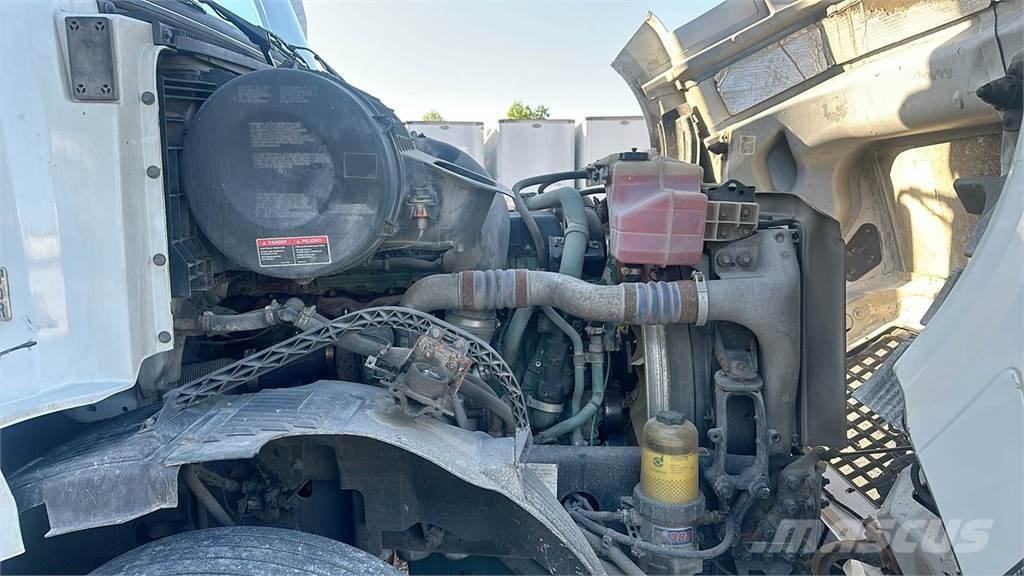 Volvo VNL300 Ciągniki siodłowe