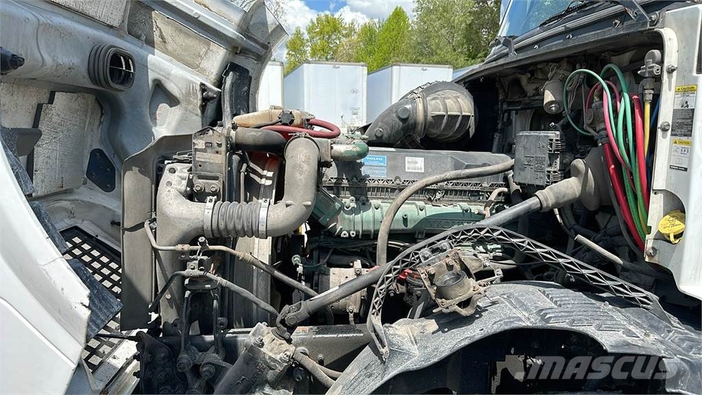 Volvo VNL300 Ciągniki siodłowe