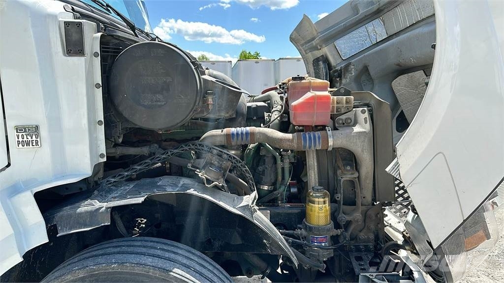 Volvo VNL300 Ciągniki siodłowe