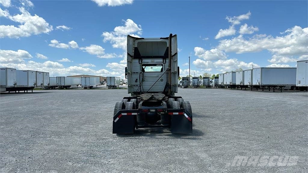 Volvo VNL300 Ciągniki siodłowe