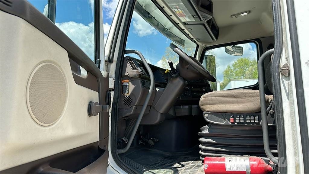 Volvo VNL300 Ciągniki siodłowe