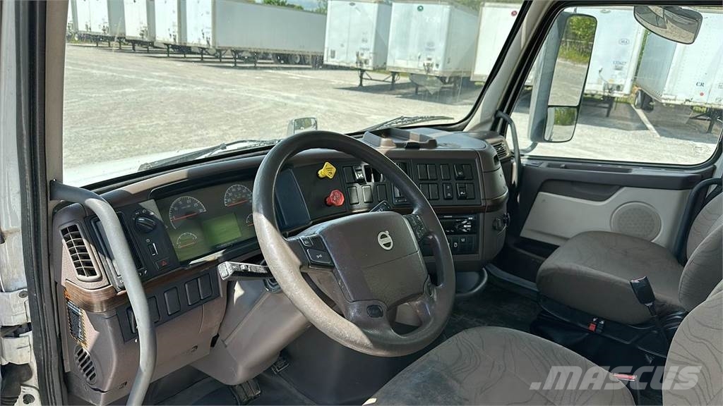 Volvo VNL300 Ciągniki siodłowe