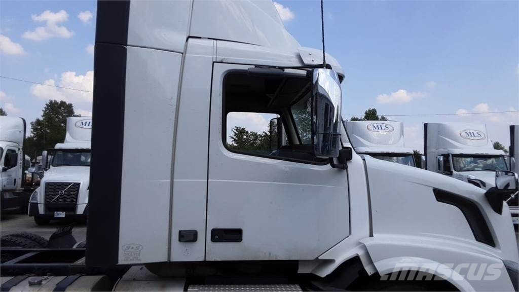 Volvo VNL300 Ciągniki siodłowe