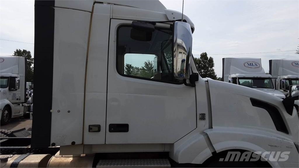 Volvo VNL300 Ciągniki siodłowe