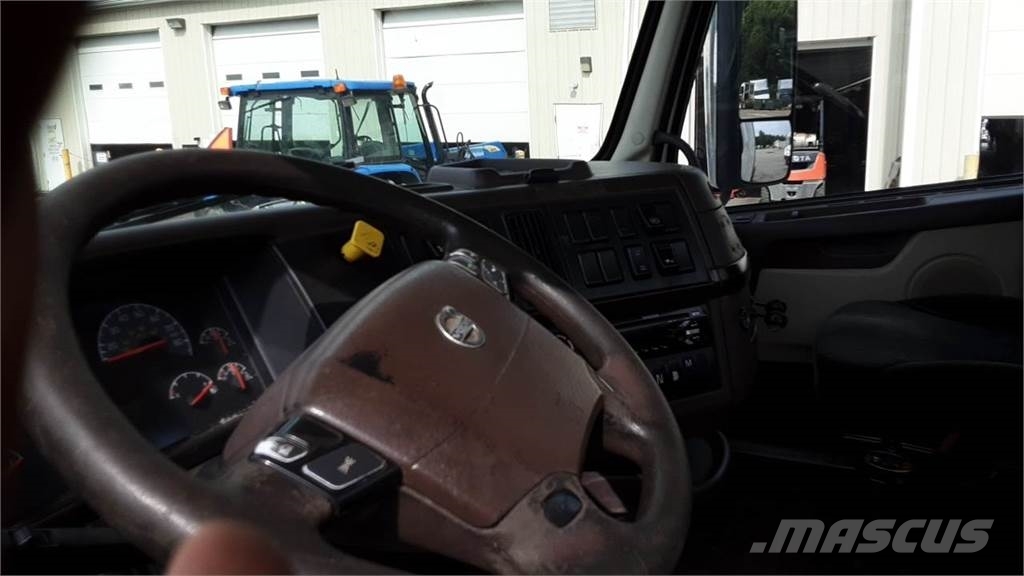 Volvo VNL300 Ciągniki siodłowe