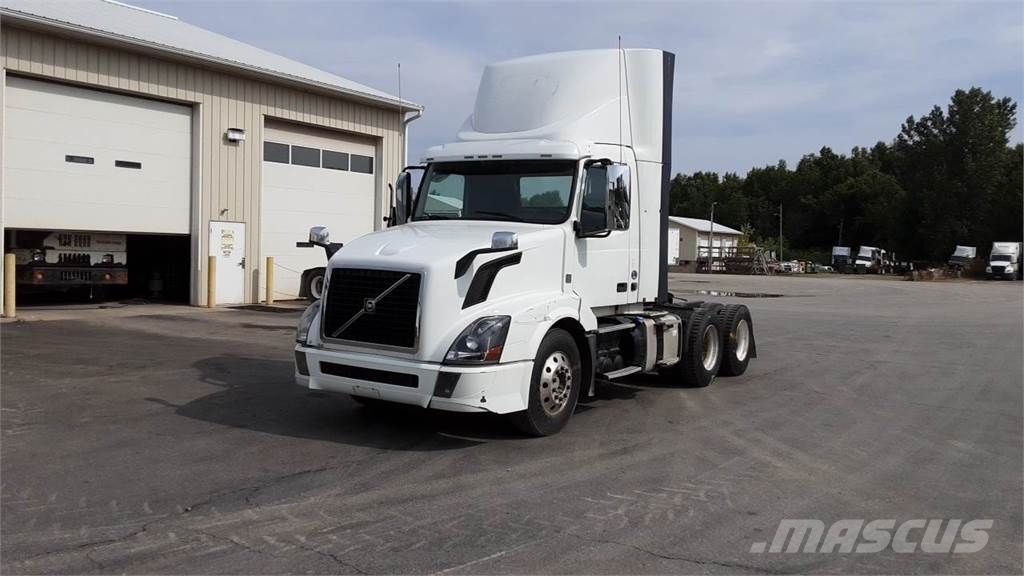 Volvo VNL300 Ciągniki siodłowe