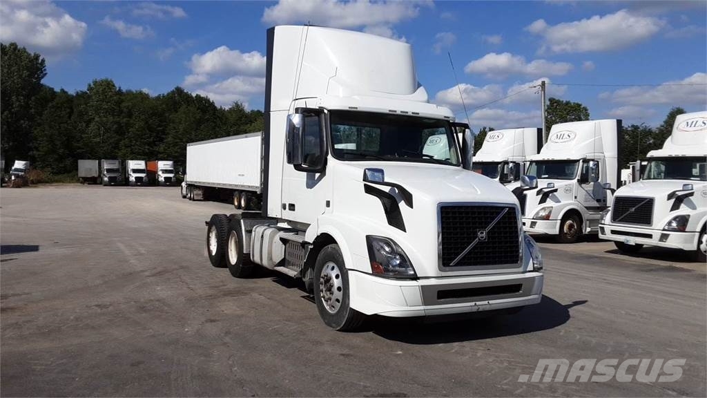 Volvo VNL300 Ciągniki siodłowe