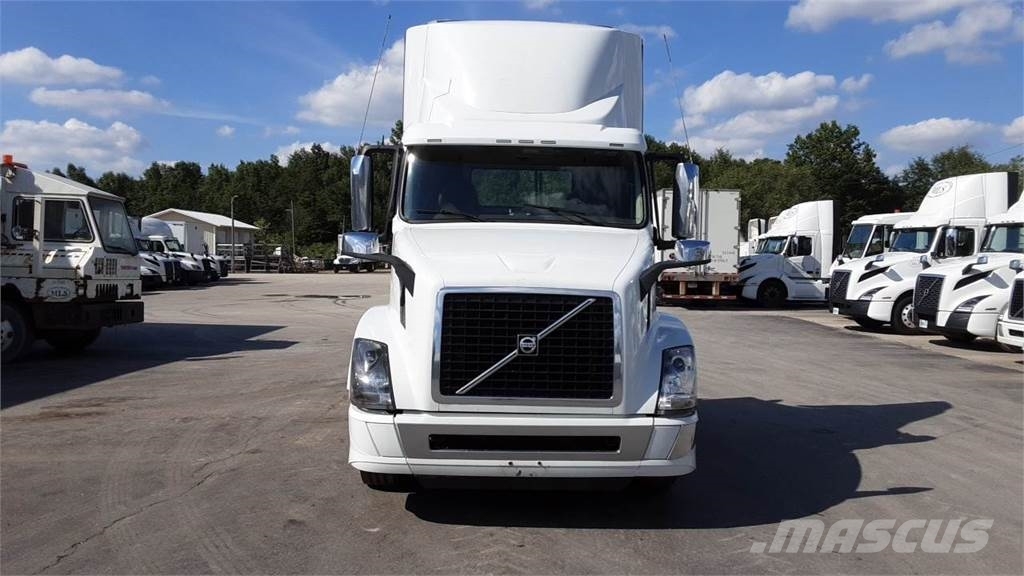 Volvo VNL300 Ciągniki siodłowe